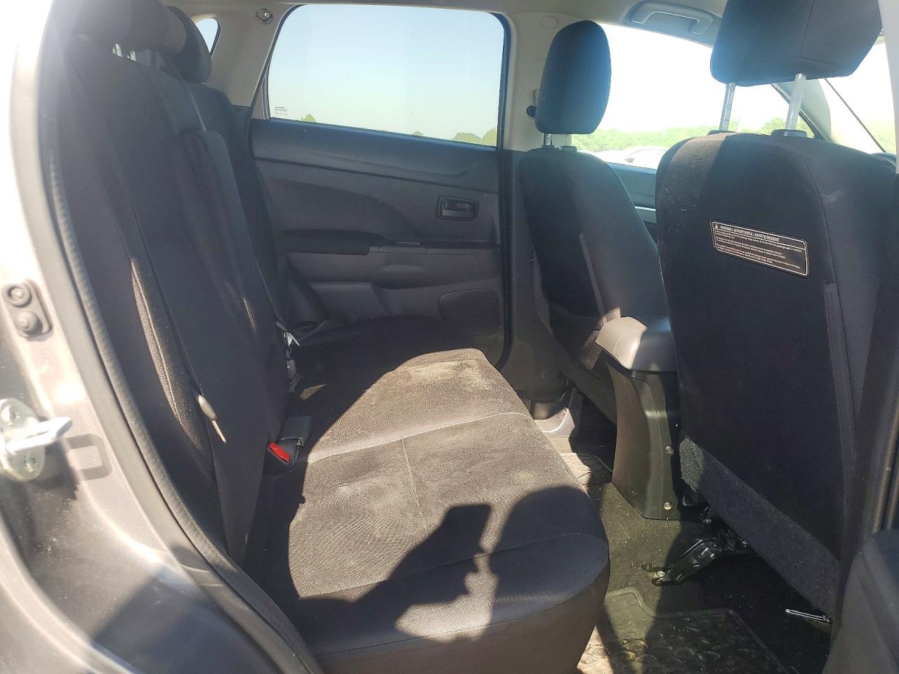 2015 MITSUBISHI OUTLANDER SPORT ES photo 19