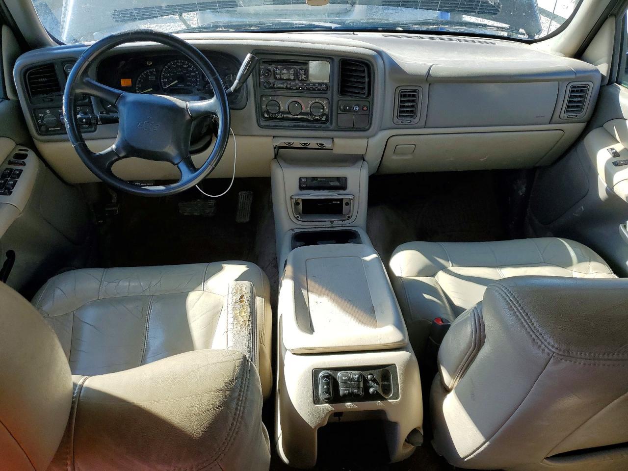 2001 CHEVROLET SUBURBAN K1500 photo 15