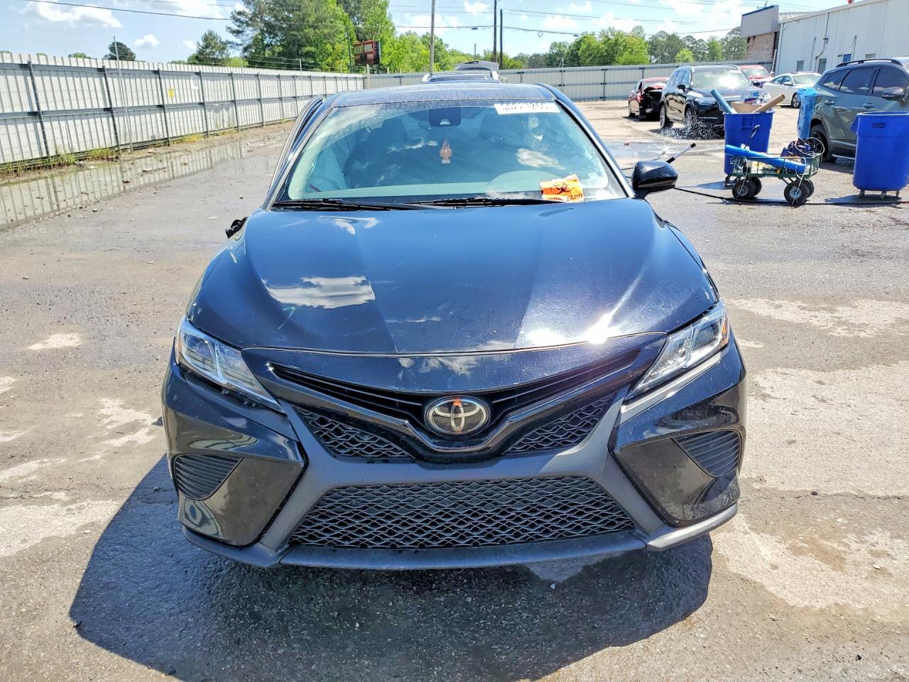 2020 TOYOTA CAMRY SE NIGHTSHADE photo 9