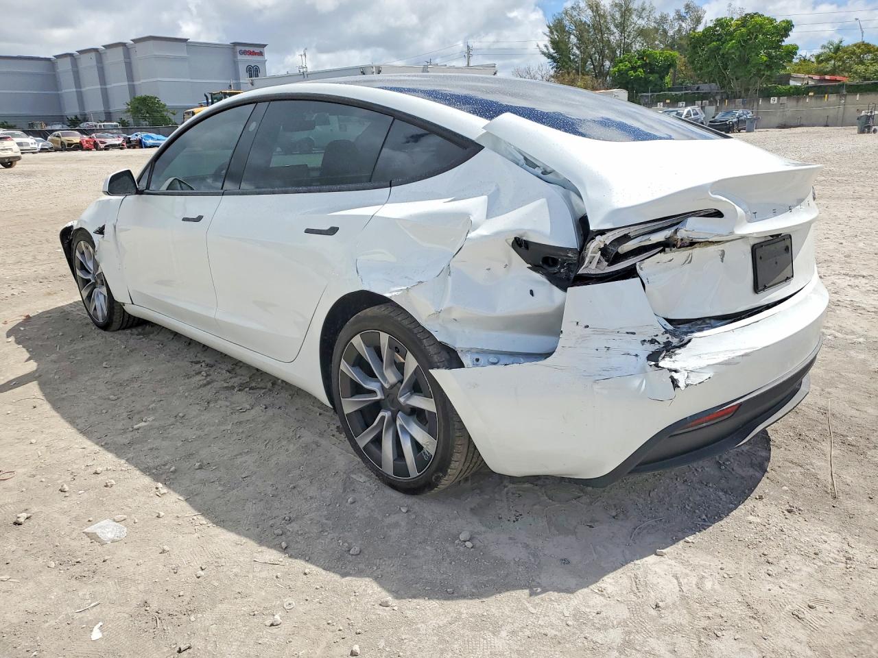 2024 TESLA MODEL 3 photo 4