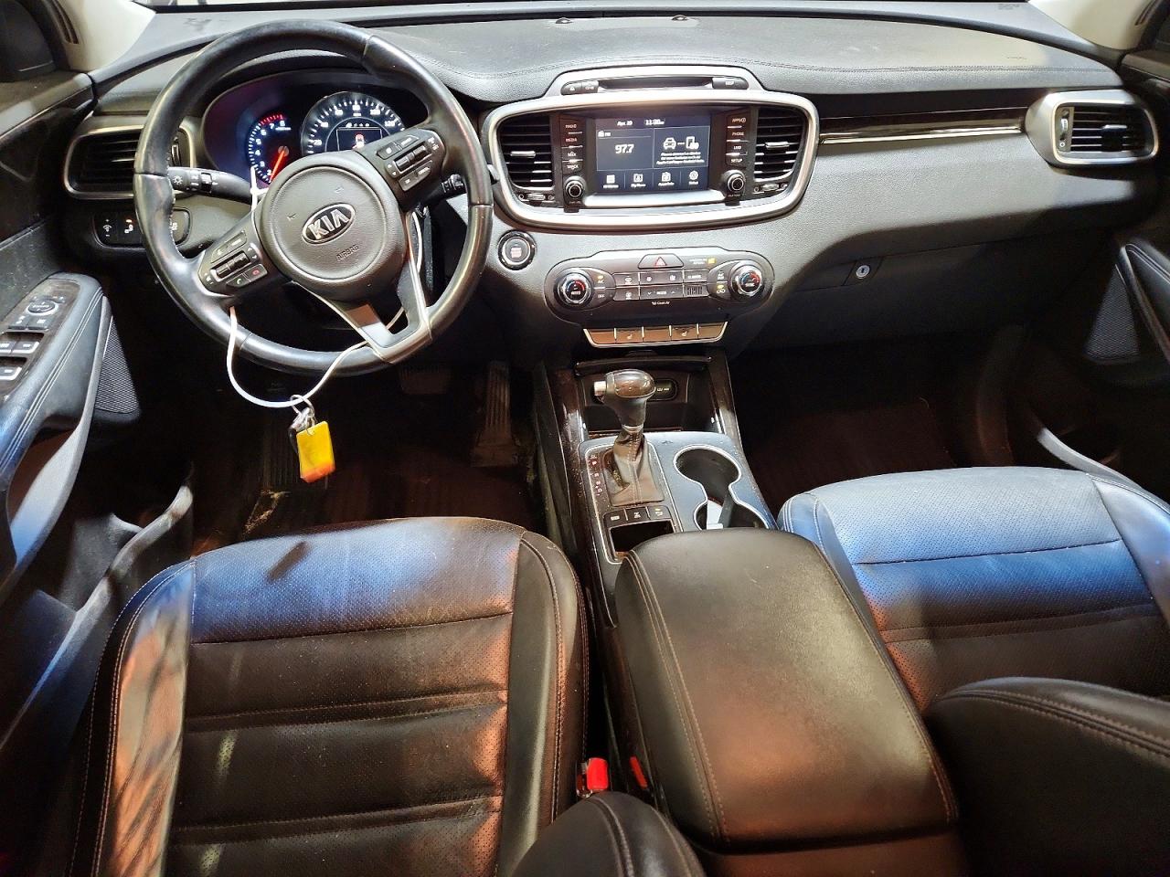 2017 KIA SORENTO EX photo 8