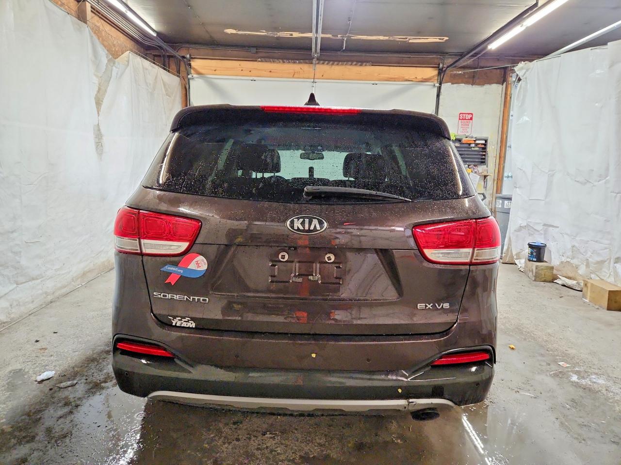 2017 KIA SORENTO EX photo 6