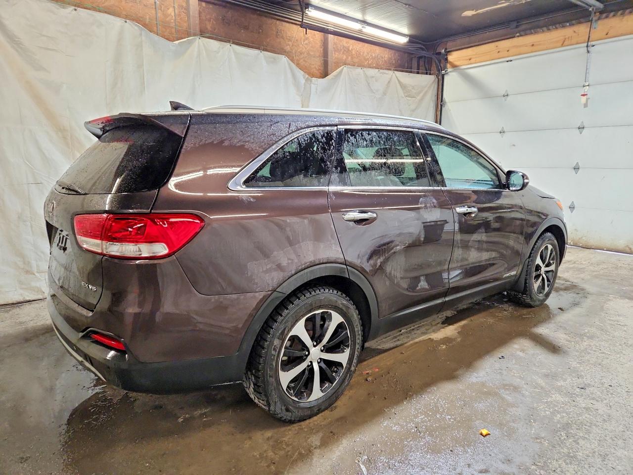 2017 KIA SORENTO EX photo 3
