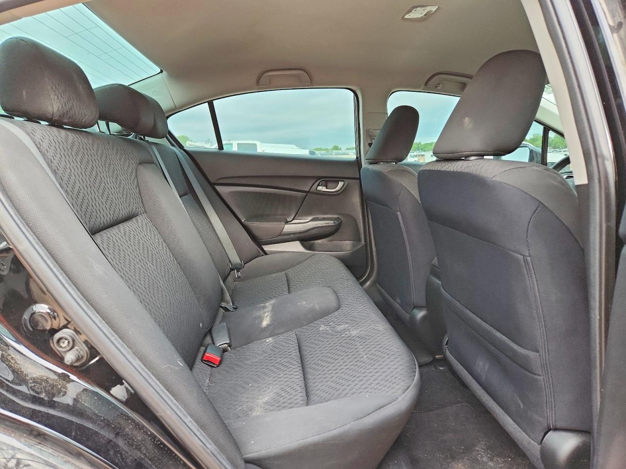 2015 HONDA CIVIC LX photo 10