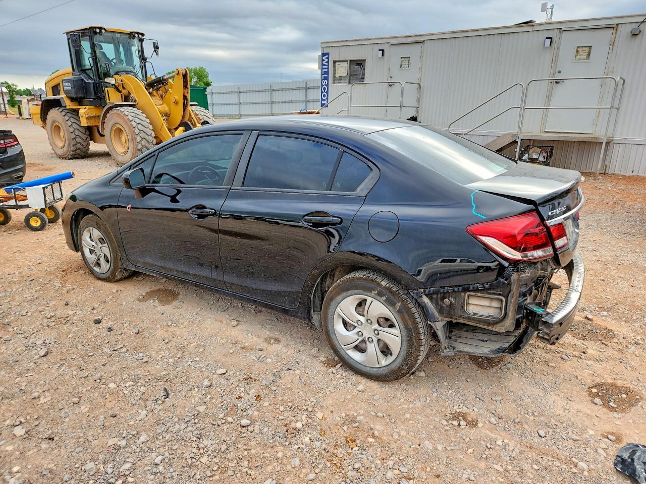2015 HONDA CIVIC LX photo 2