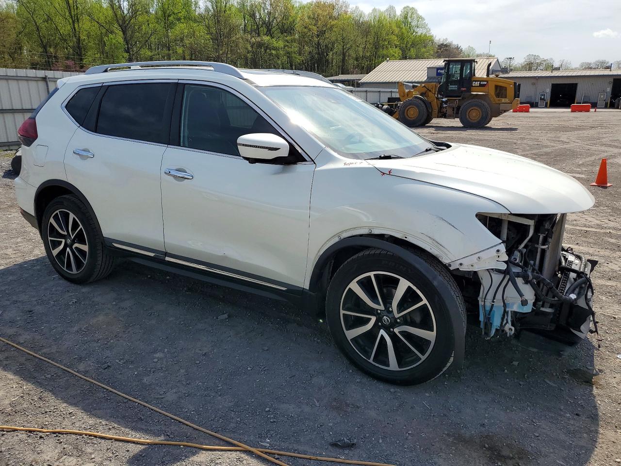 2019 NISSAN ROGUE photo 4
