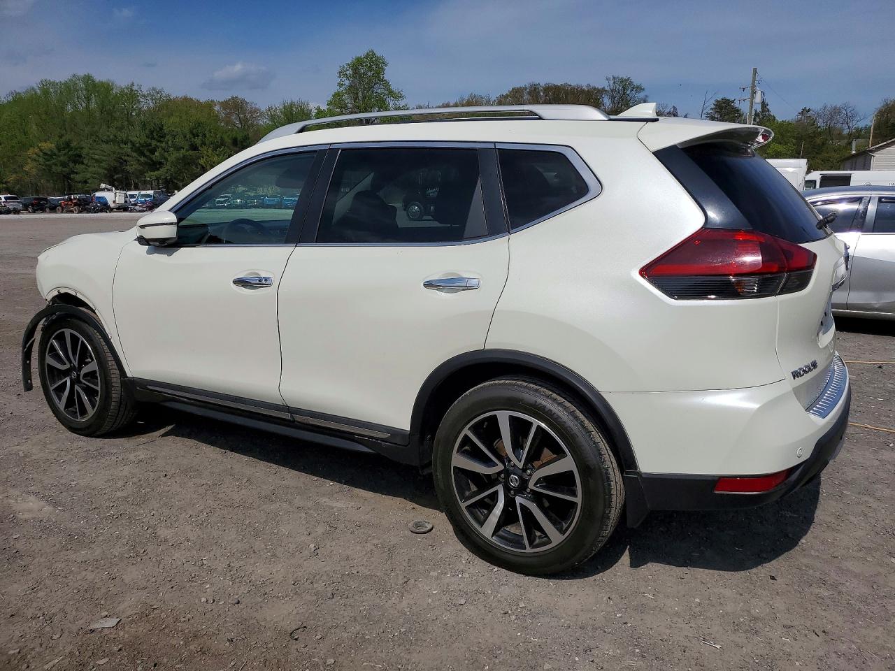 2019 NISSAN ROGUE photo 2