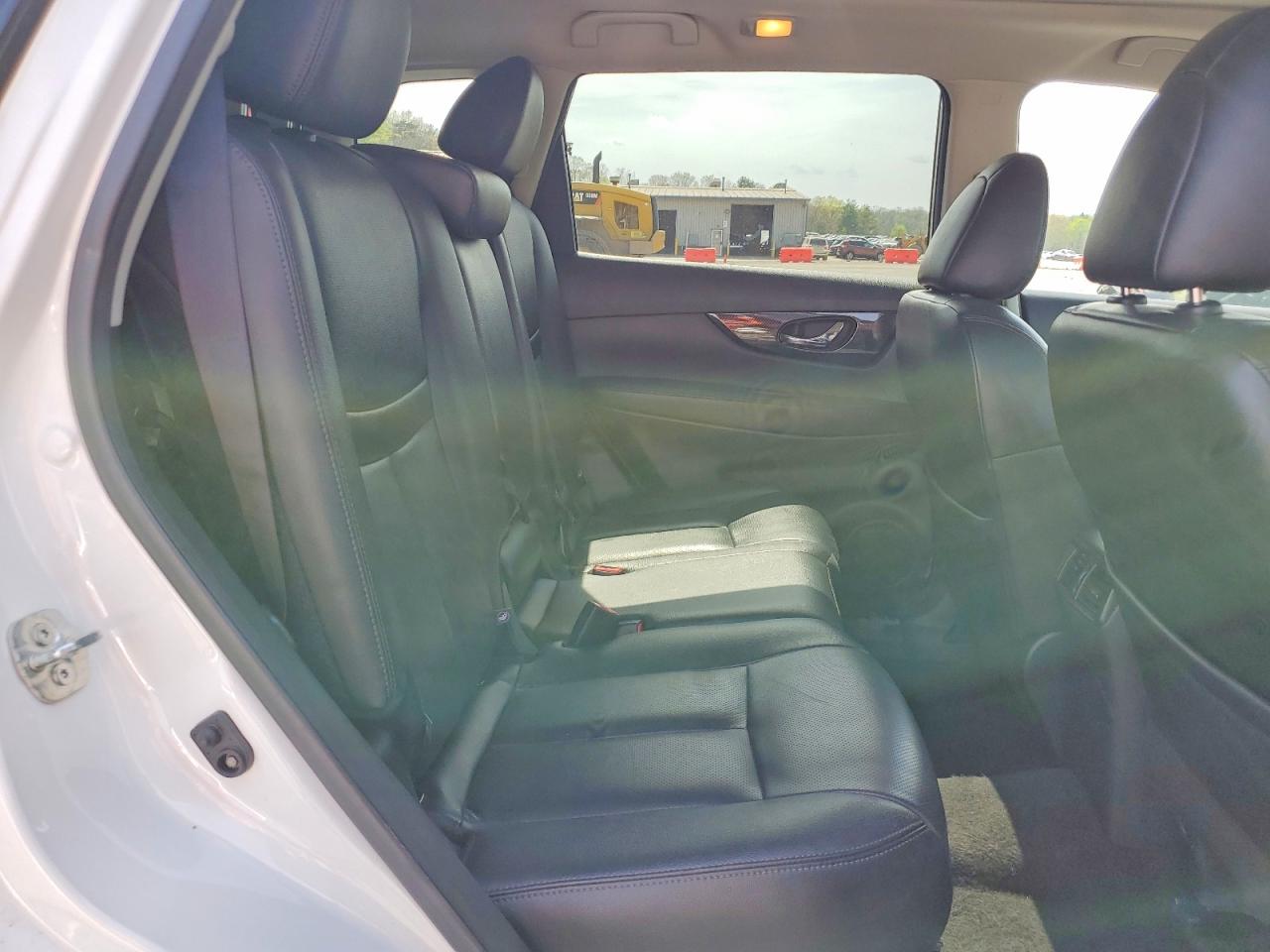 2019 NISSAN ROGUE photo 11