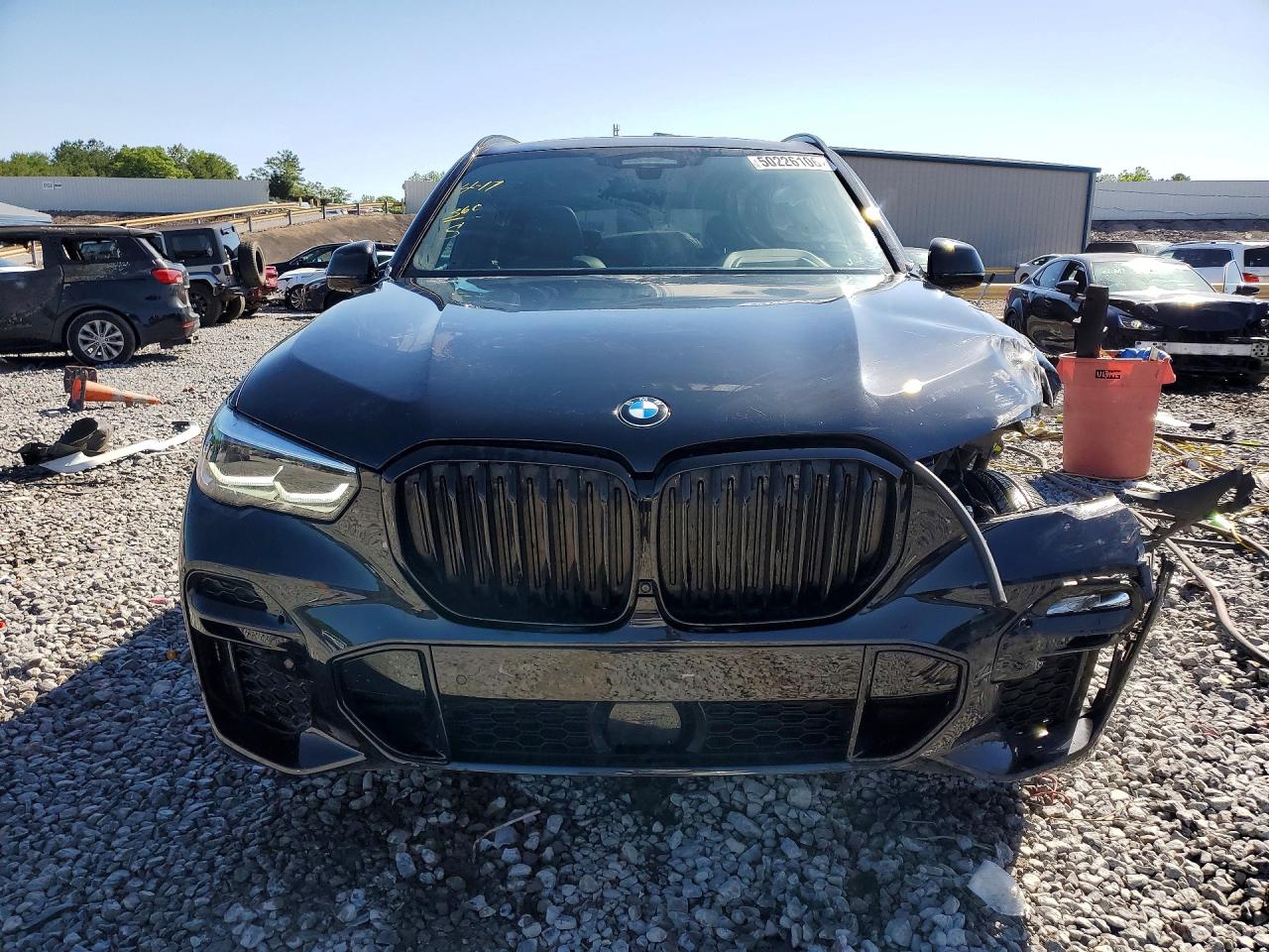 2022 BMW X5 M50I photo 9