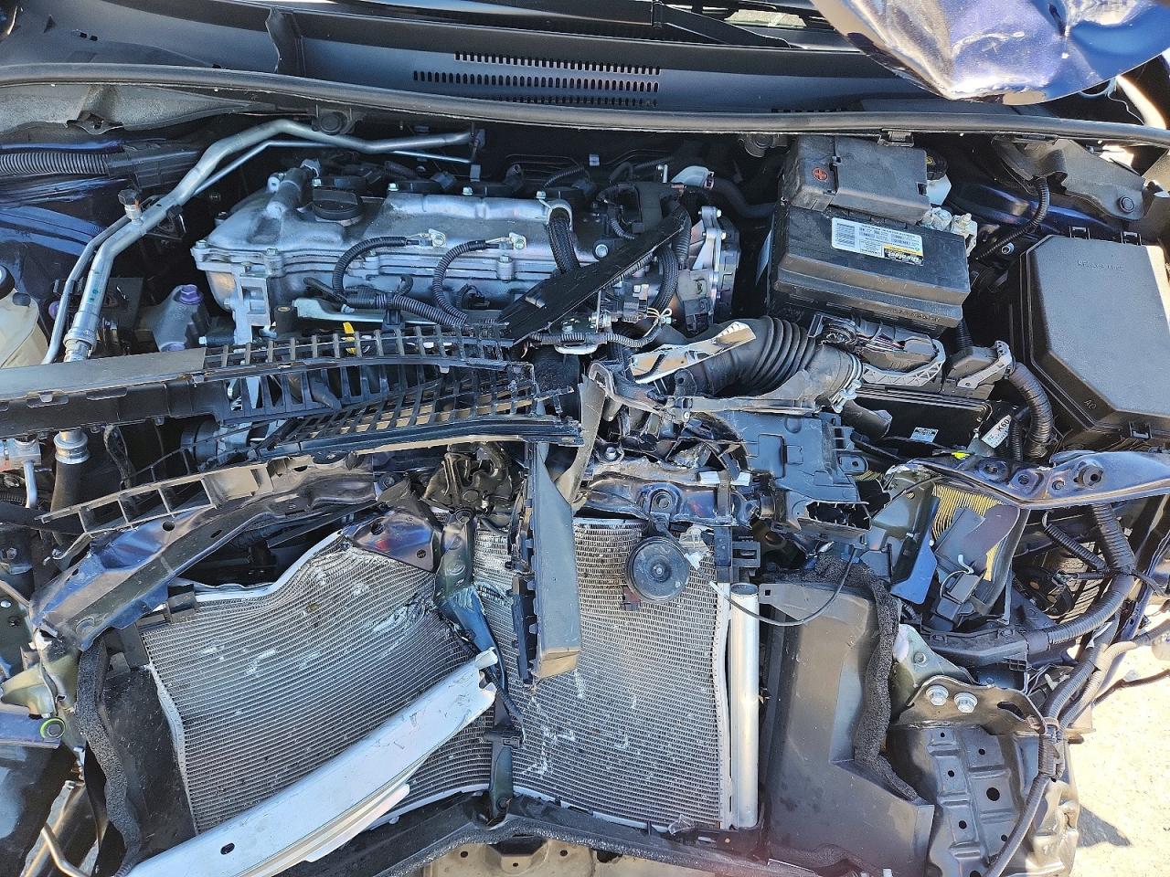 2022 TOYOTA COROLLA LE photo 11