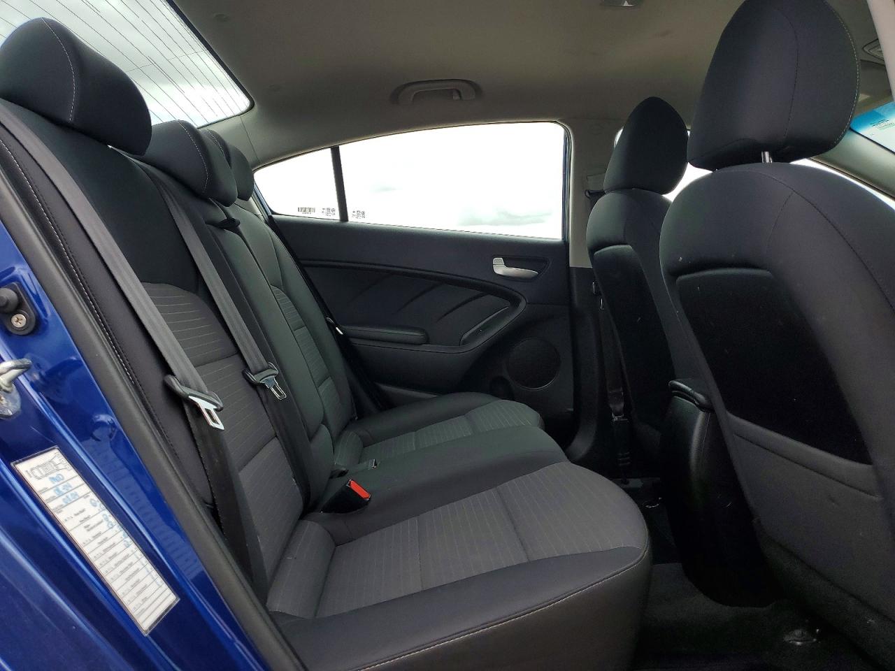 2018 KIA FORTE LX photo 10