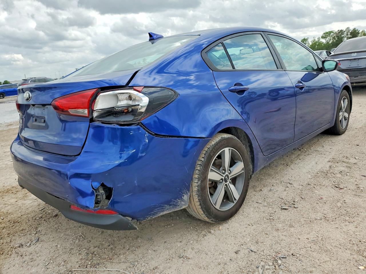 2018 KIA FORTE LX photo 3