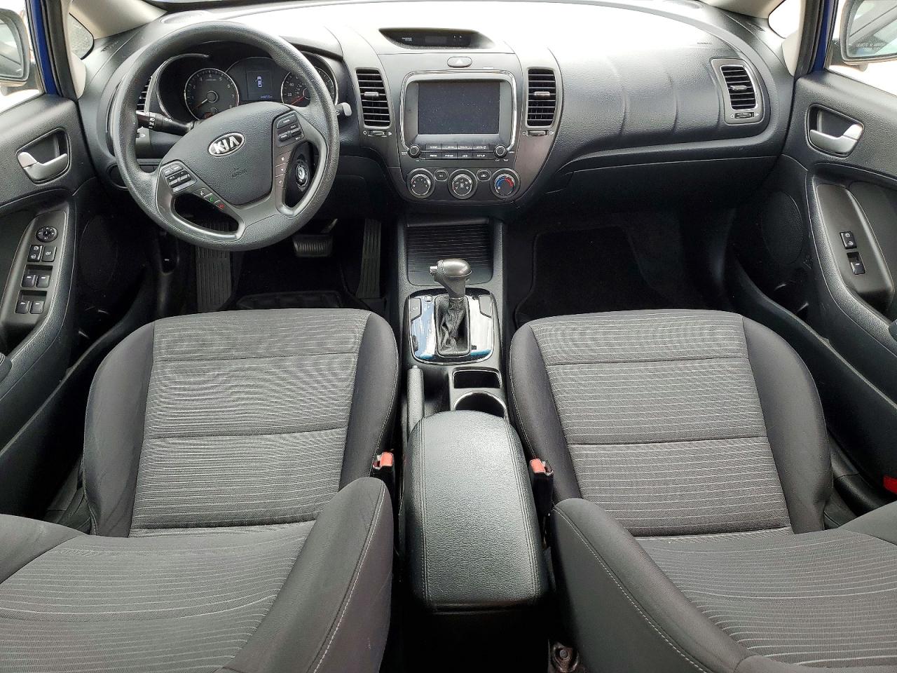 2018 KIA FORTE LX photo 8