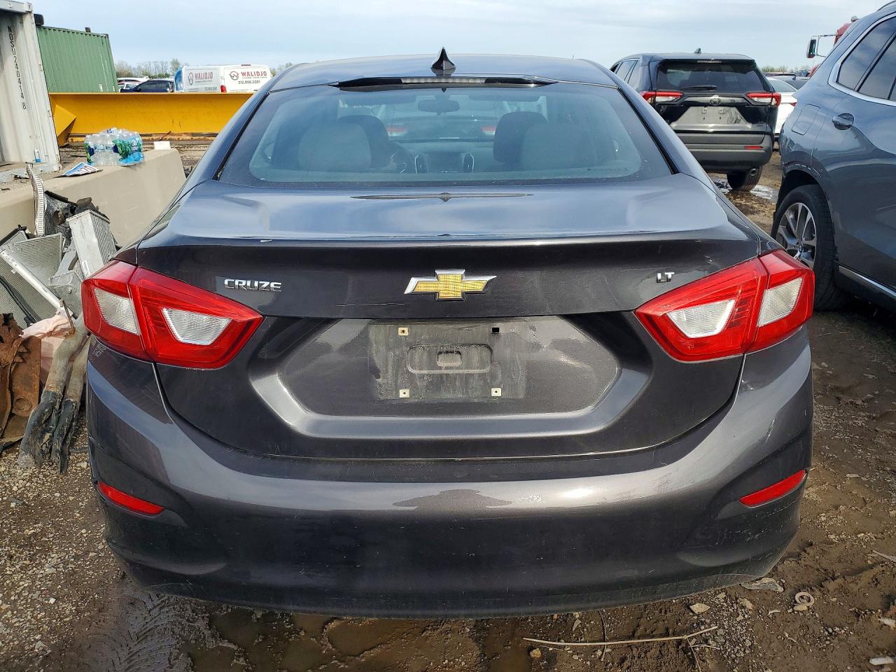 2016 CHEVROLET CRUZE LT photo 6