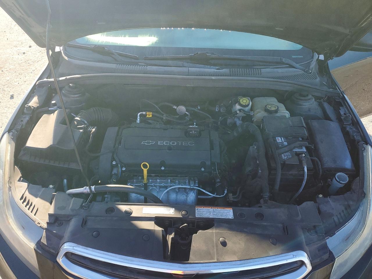 2015 CHEVROLET CRUZE LS photo 21