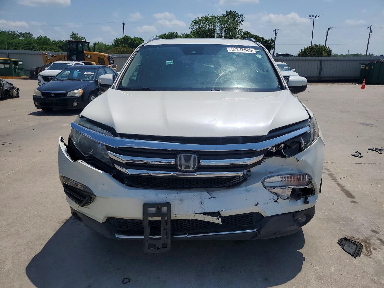 2016 HONDA PILOT TOURING photo 9