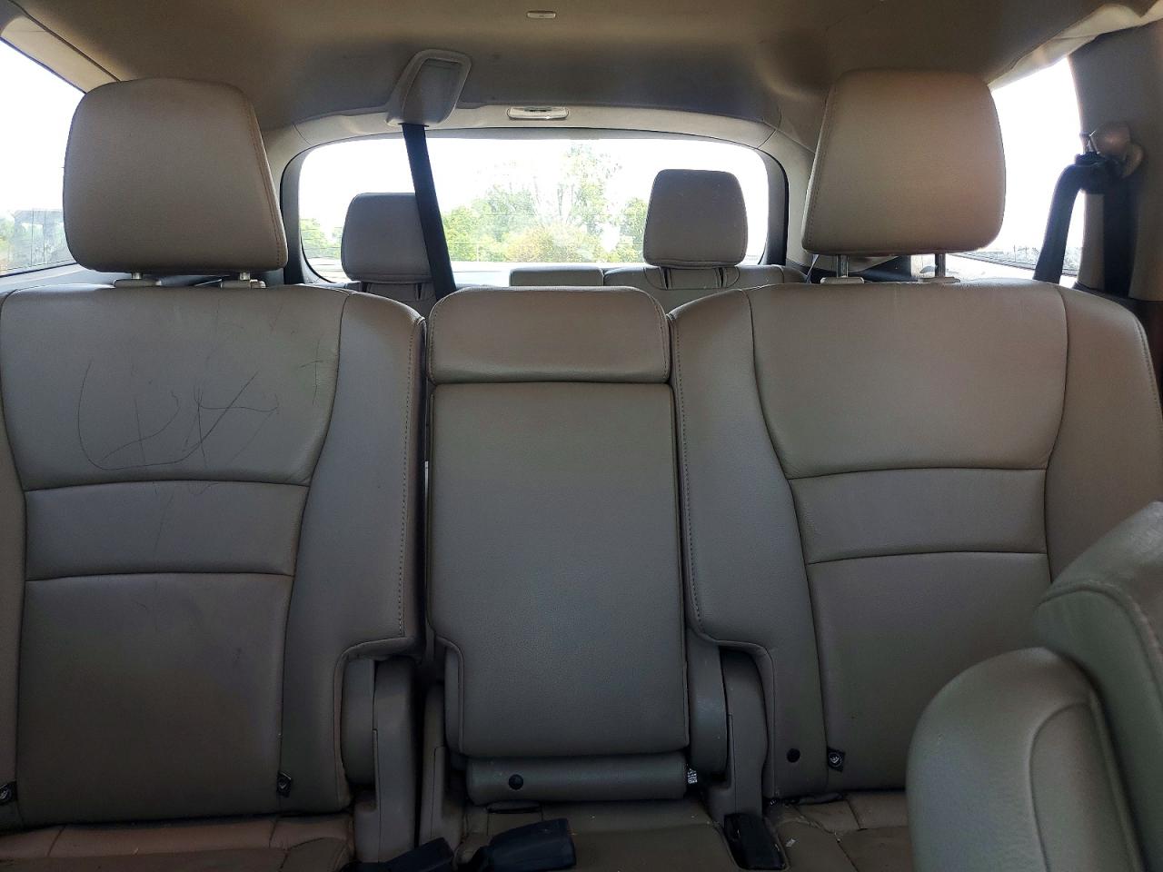 2016 HONDA PILOT TOURING photo 19