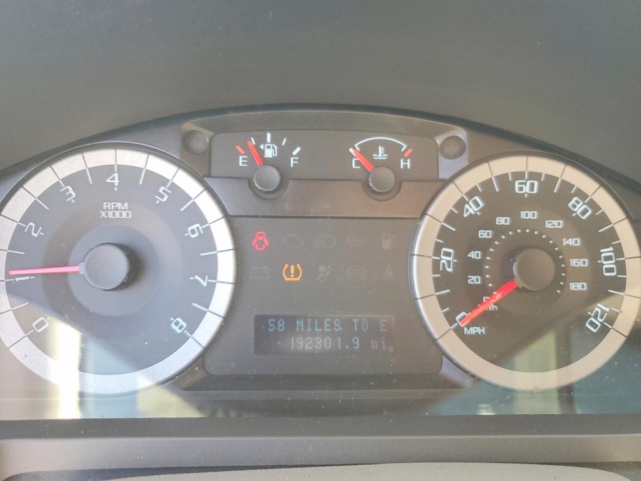 2011 FORD ESCAPE XLS photo 25