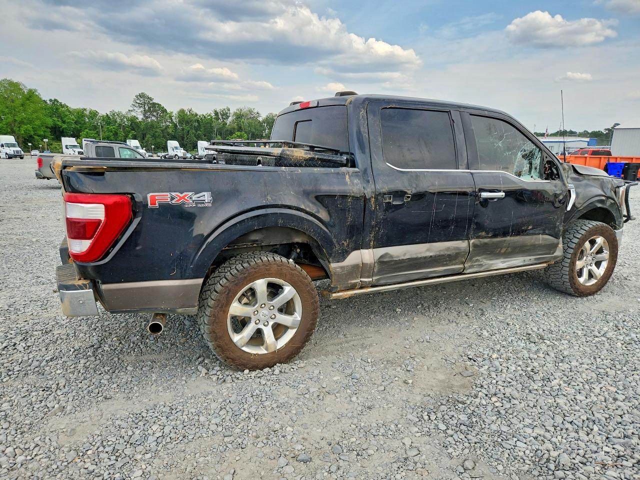 2023 FORD F150 SUPERCREW photo 5