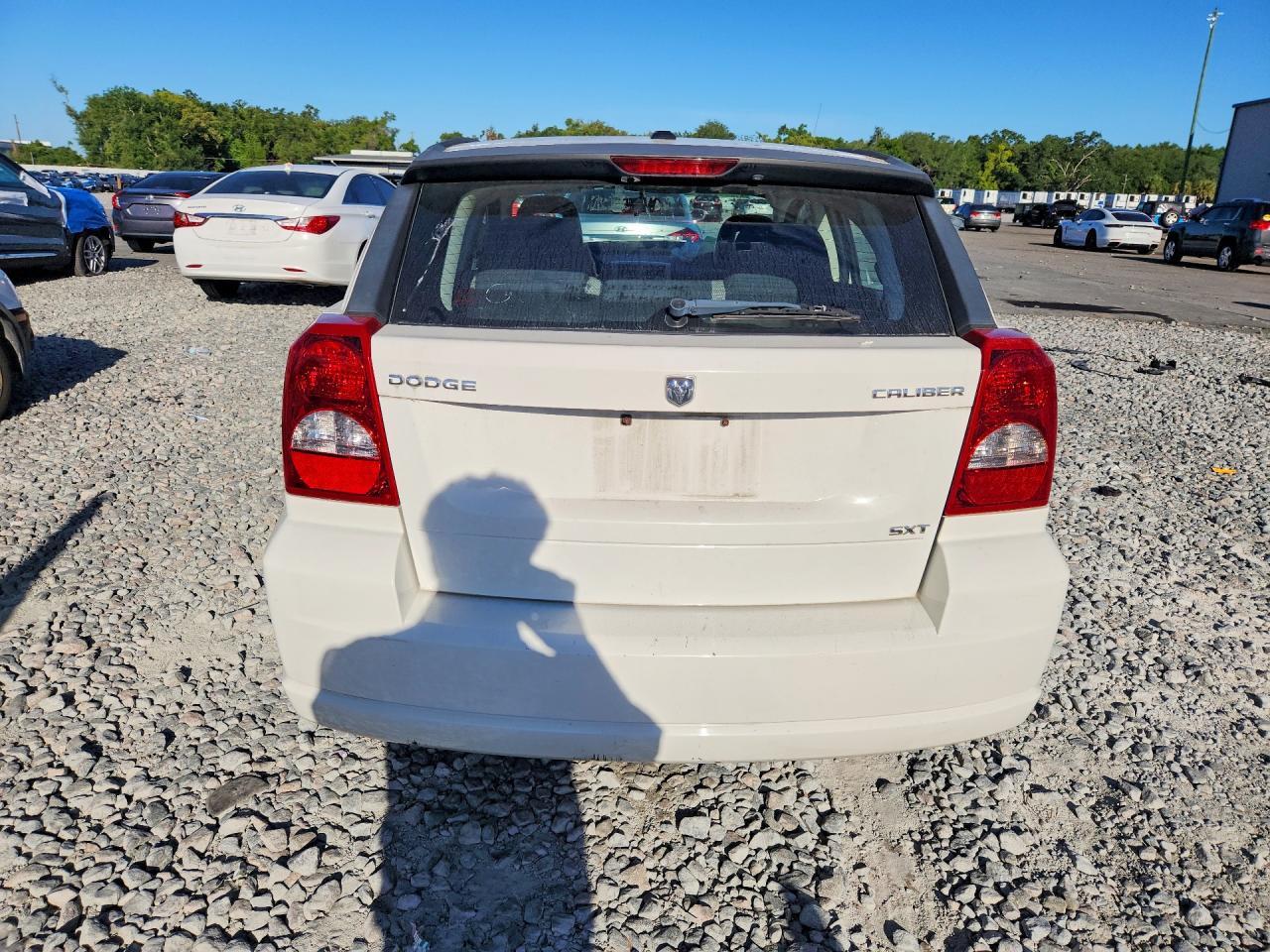 2009 DODGE CALIBER SXT photo 16