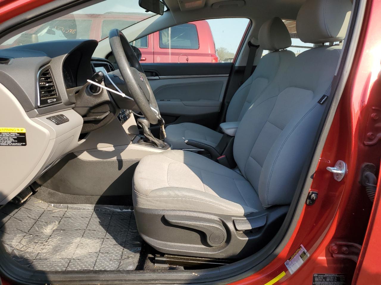 2017 HYUNDAI ELANTRA SE photo 25