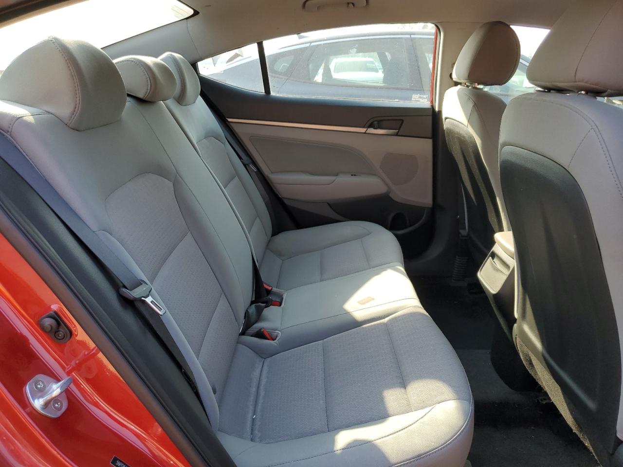 2017 HYUNDAI ELANTRA SE photo 37
