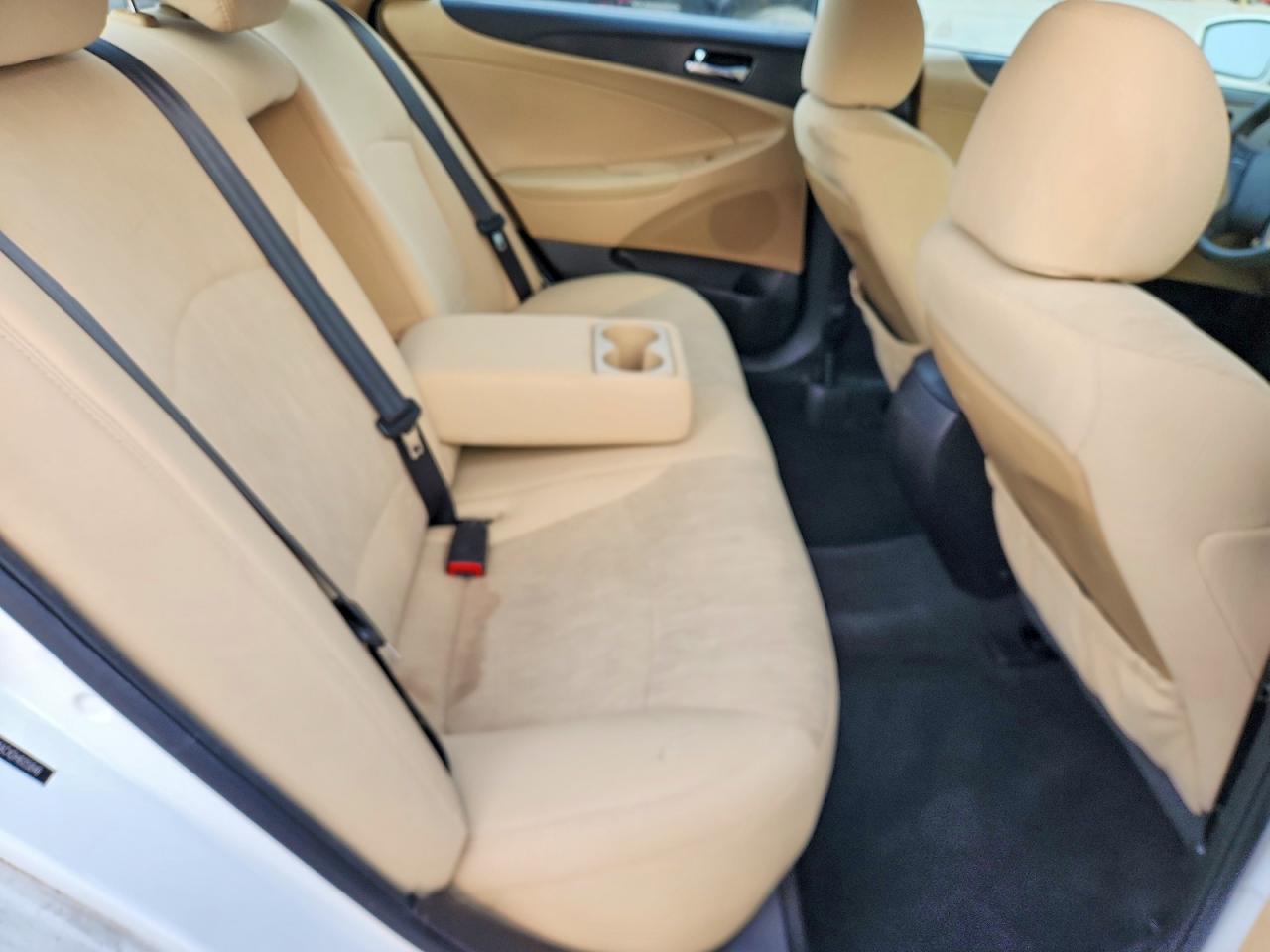 2013 HYUNDAI SONATA GLS photo 10