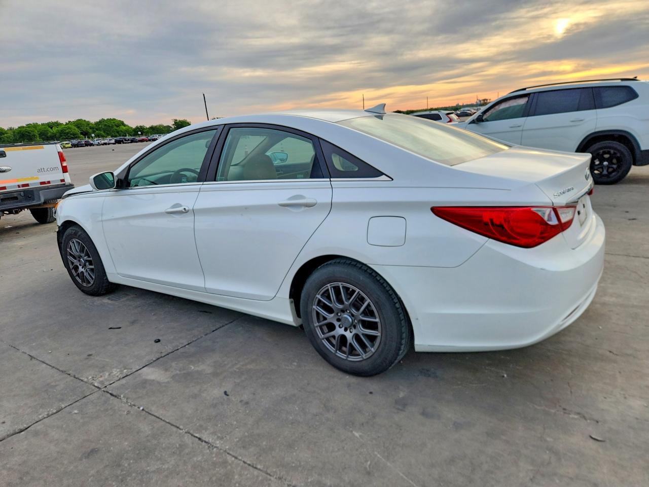 2013 HYUNDAI SONATA GLS photo 2