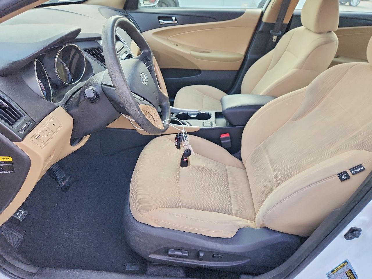 2013 HYUNDAI SONATA GLS photo 7