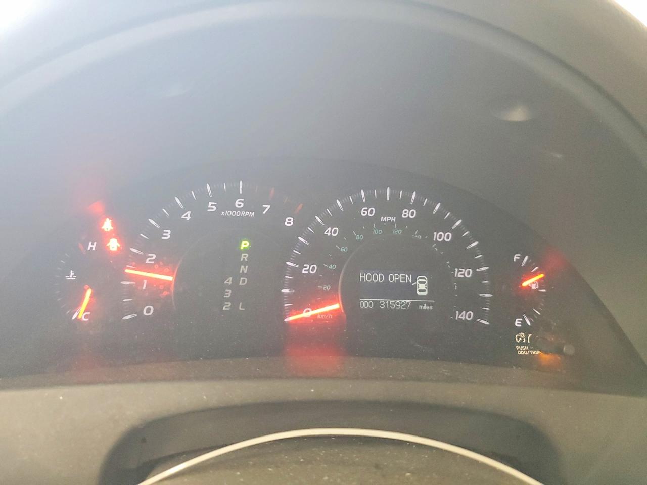 2009 TOYOTA CAMRY XLE photo 25