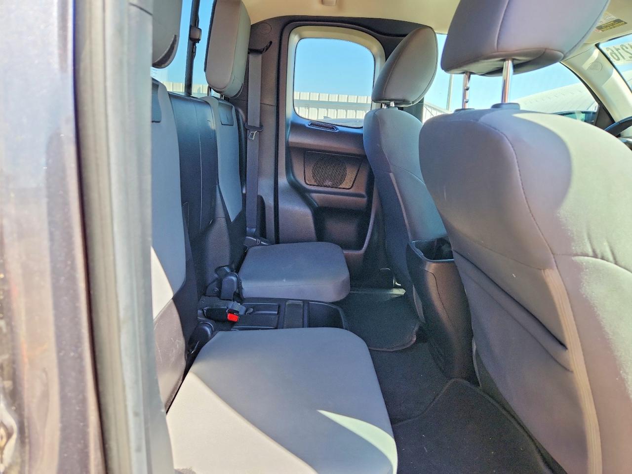 2022 TOYOTA TACOMA SR5 V6 photo 19