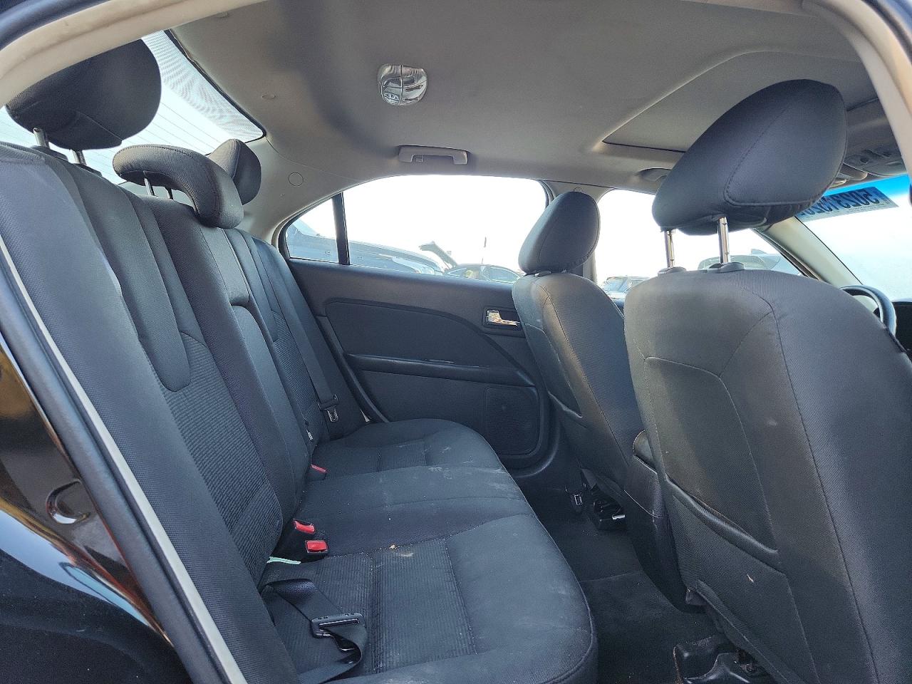 2011 FORD FUSION SE photo 19