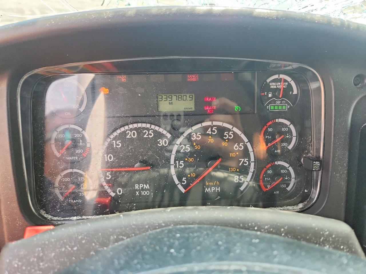2012 FREIGHTLINER BUSINESS CLASS M2 BOX TRUCK photo 8