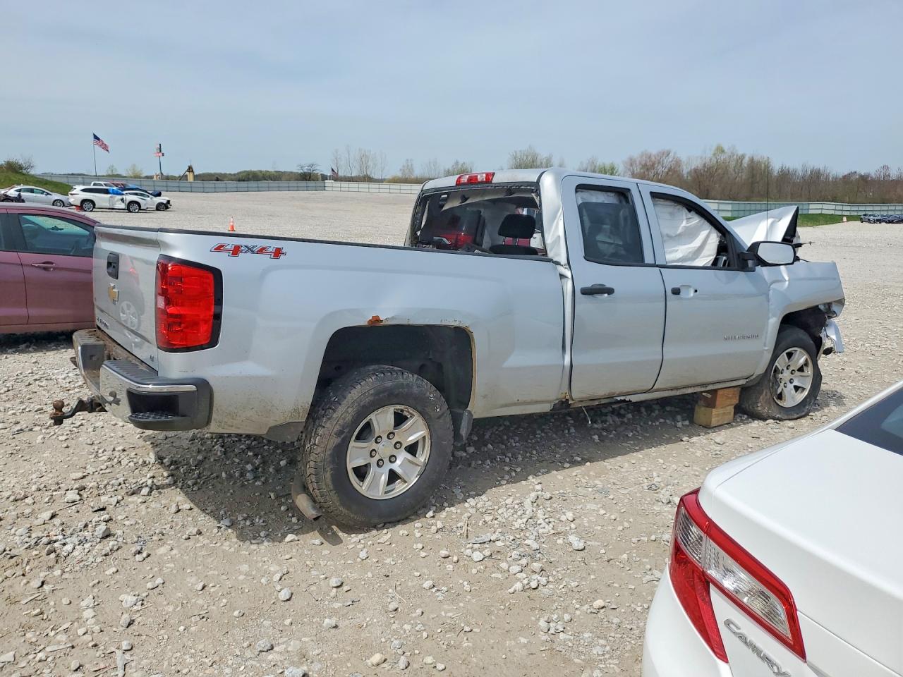 2014 CHEVROLET SILVERADO K1500 LT photo 5