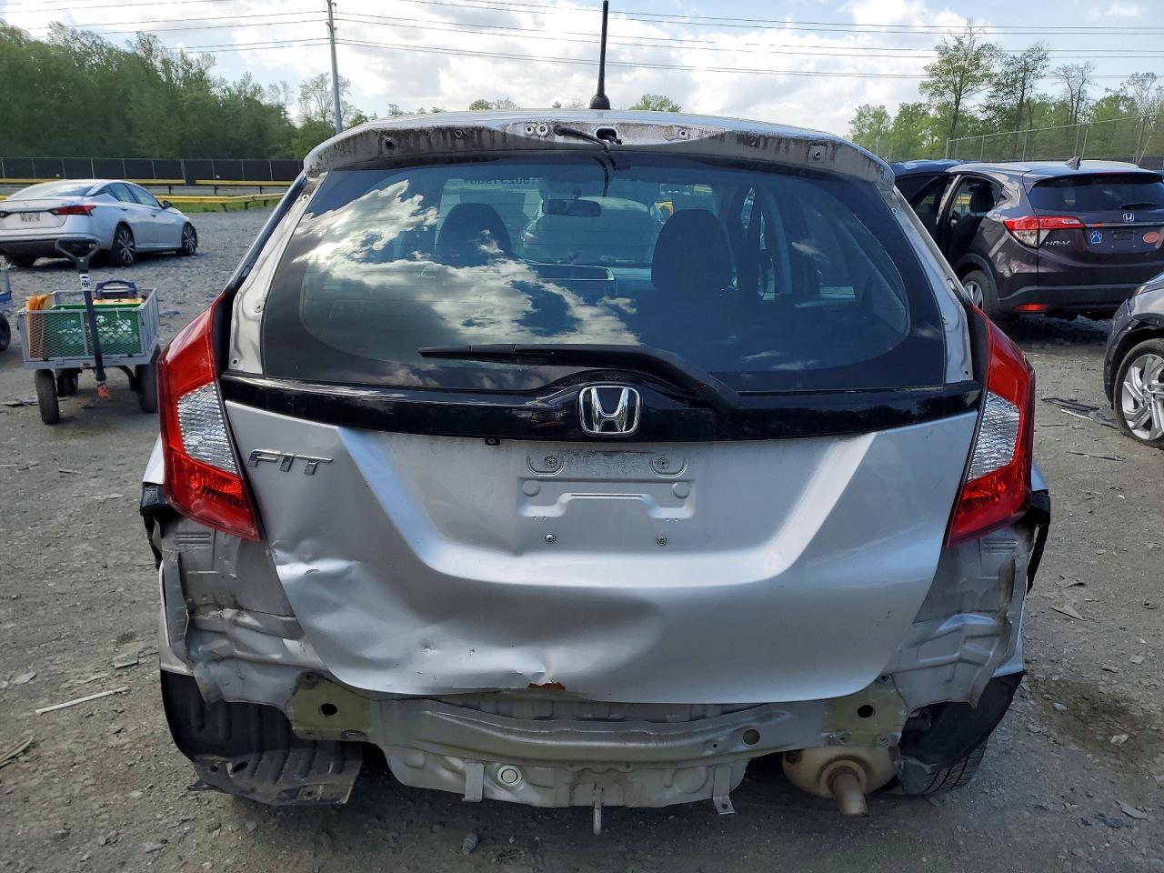 2015 HONDA FIT LX photo 11