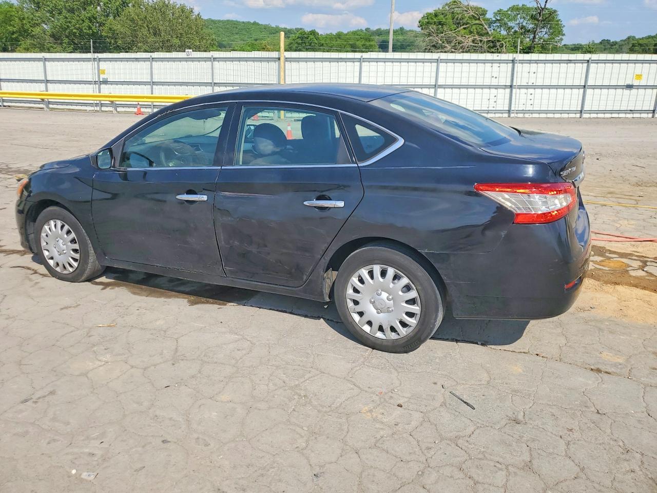 2014 NISSAN SENTRA S photo 4