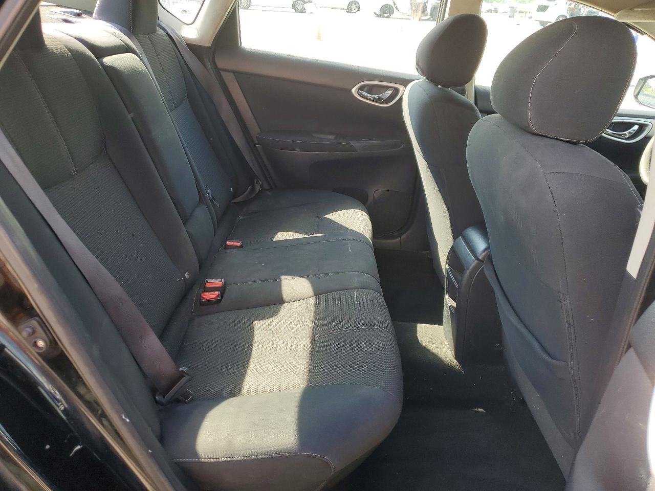 2014 NISSAN SENTRA S photo 28