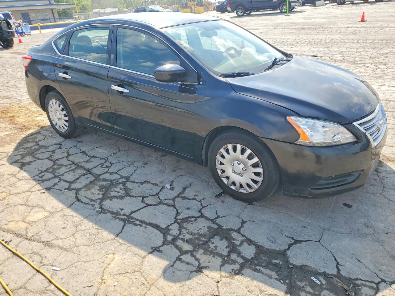 2014 NISSAN SENTRA S photo 10