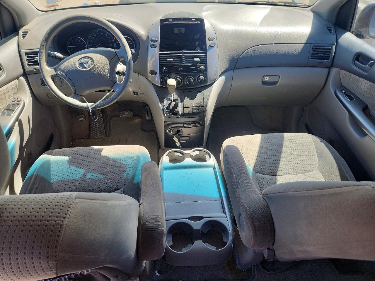 2008 TOYOTA SIENNA LE 7-PASSENGER photo 8