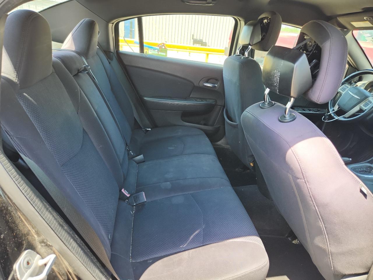 2013 CHRYSLER 200 TOURING photo 28