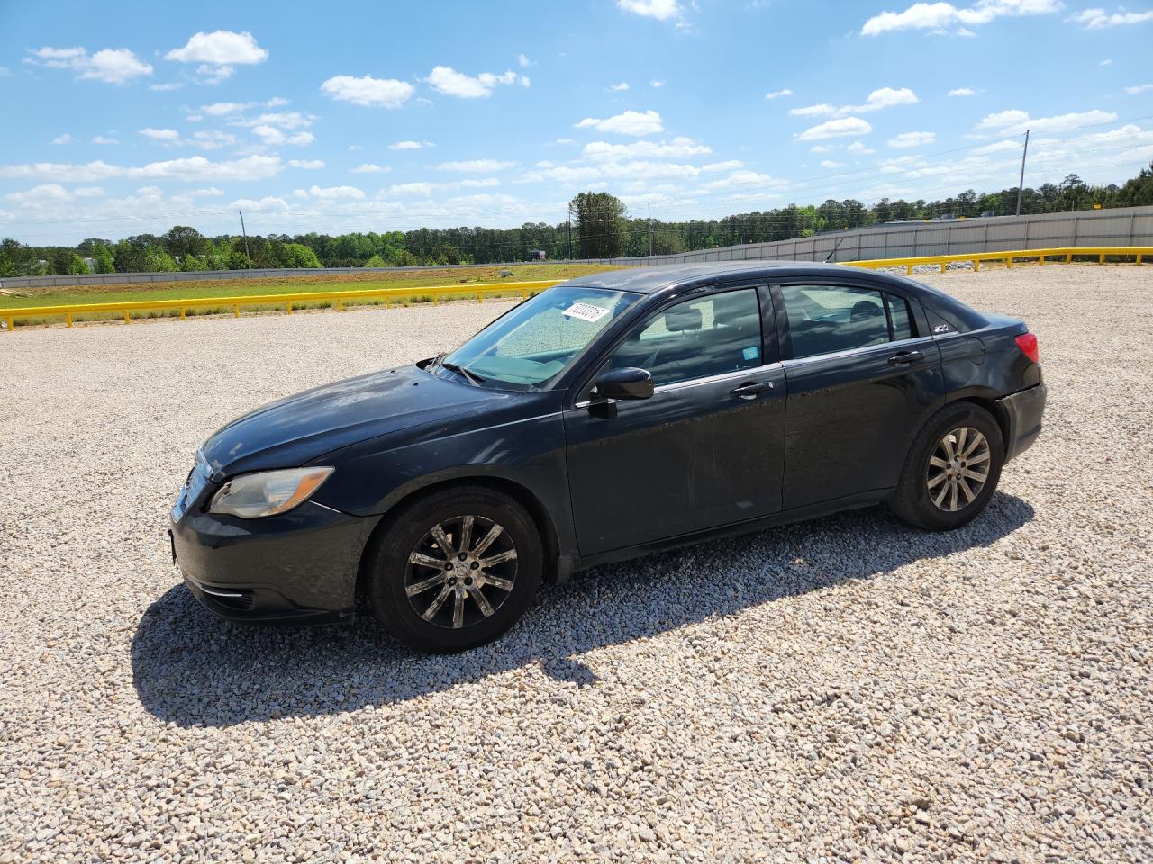 2013 CHRYSLER 200