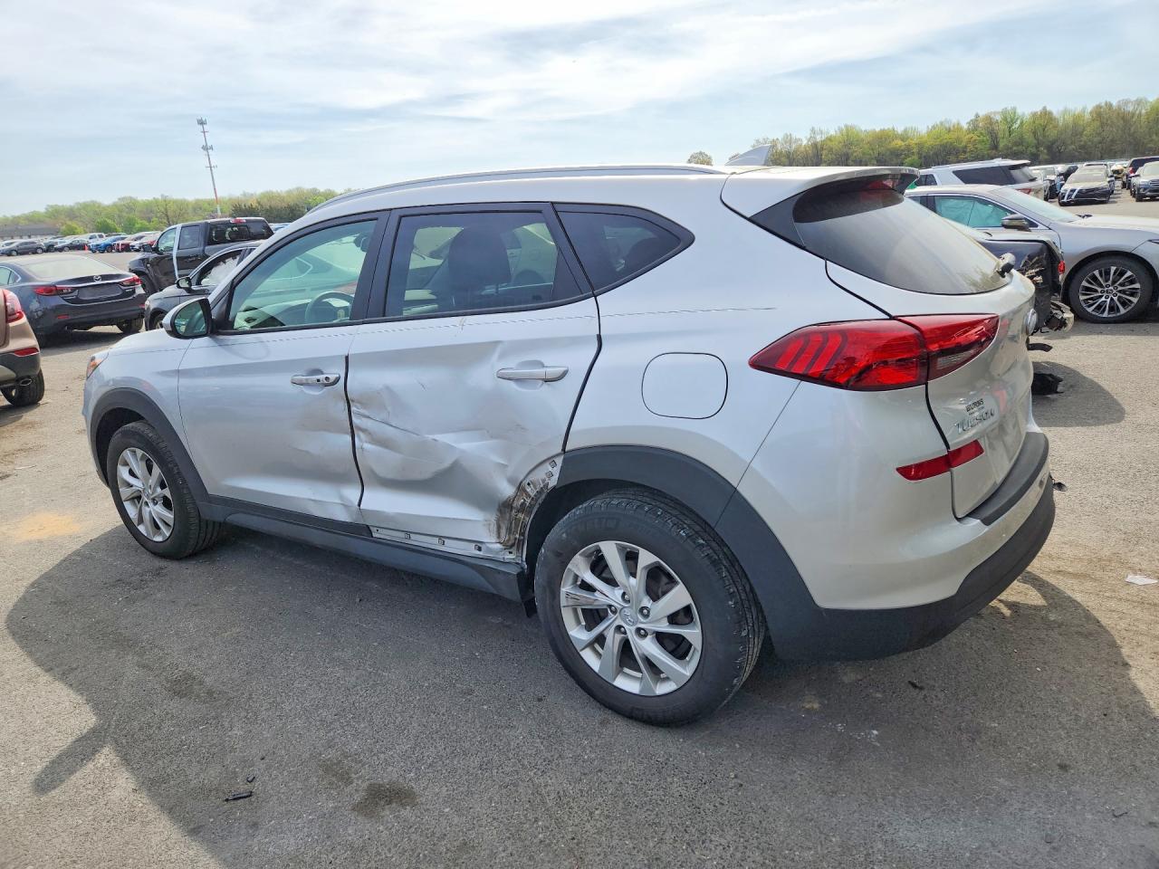 2019 HYUNDAI TUCSON VALUE photo 3