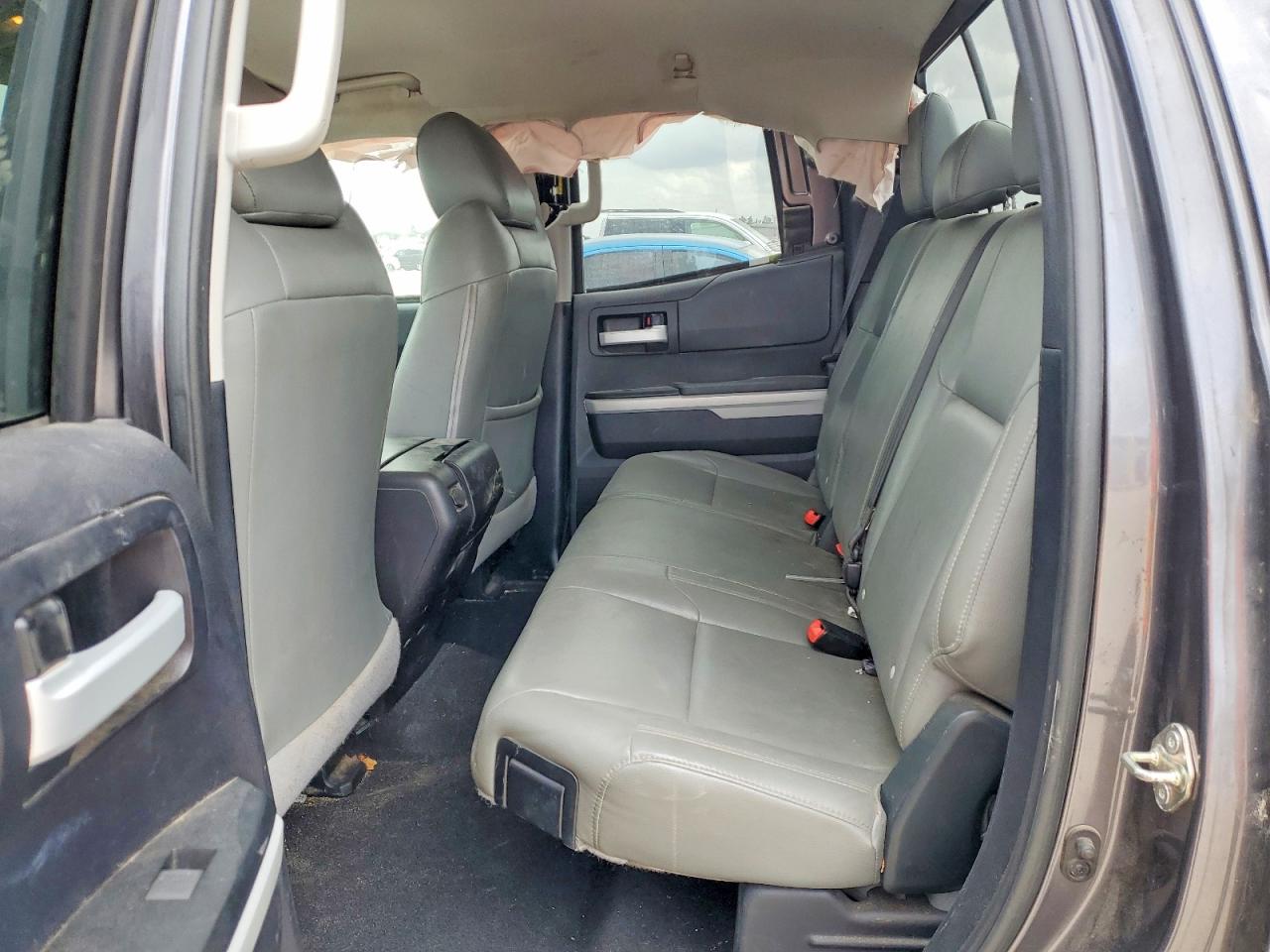 2014 TOYOTA TUNDRA SR5 photo 31