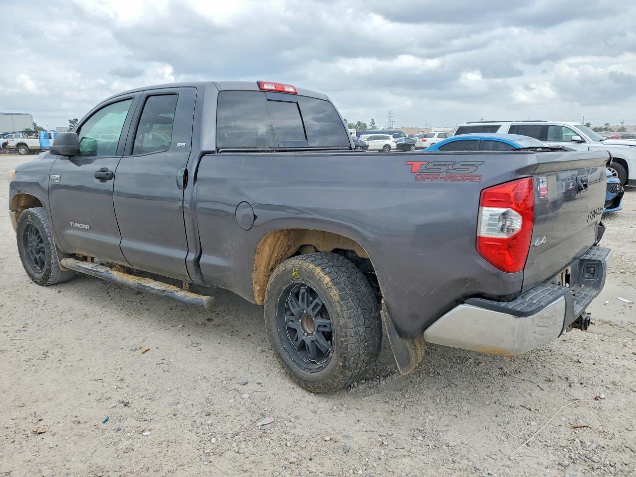 2014 TOYOTA TUNDRA SR5 photo 4