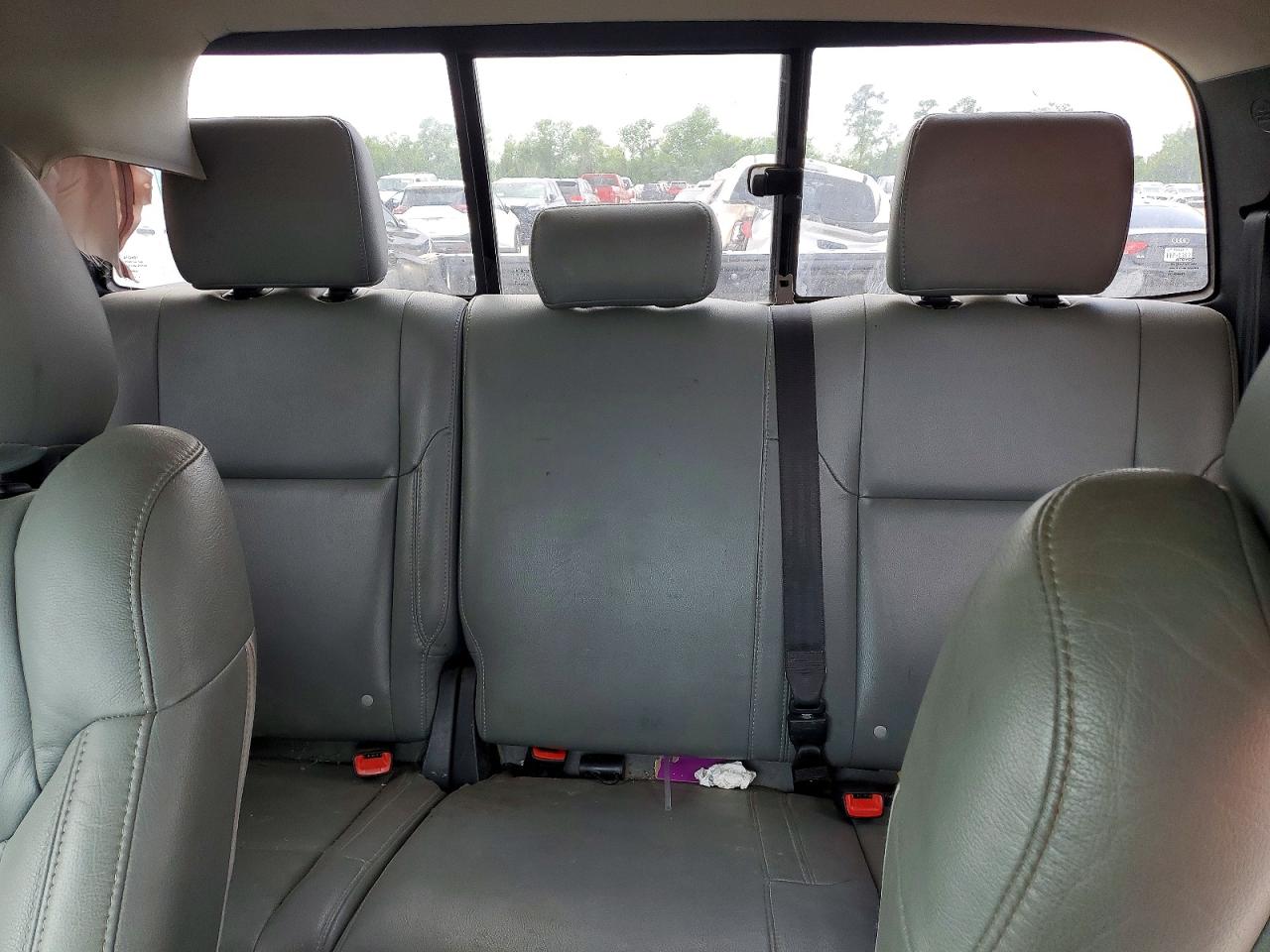2014 TOYOTA TUNDRA SR5 photo 28
