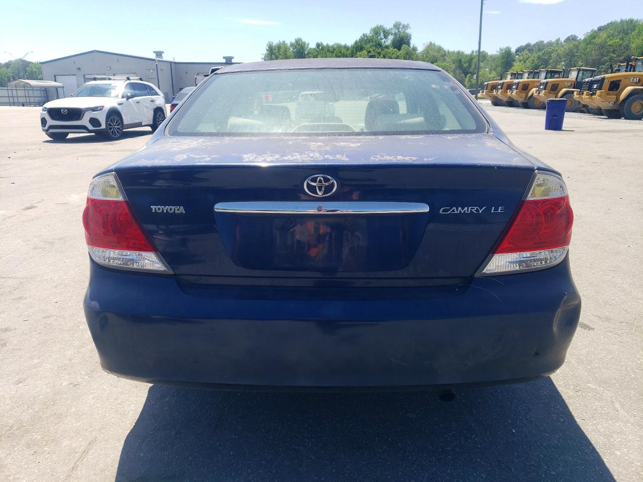 2006 TOYOTA CAMRY photo 11