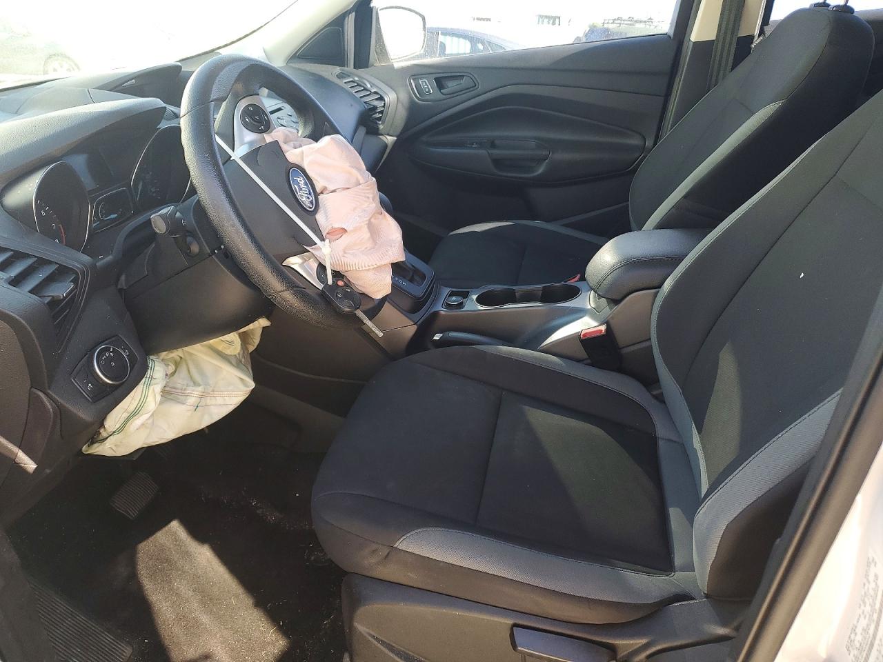 2016 FORD ESCAPE S photo 13
