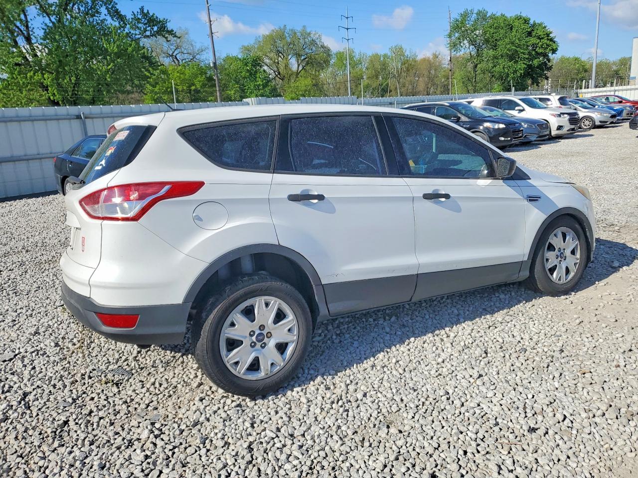 2016 FORD ESCAPE S photo 5