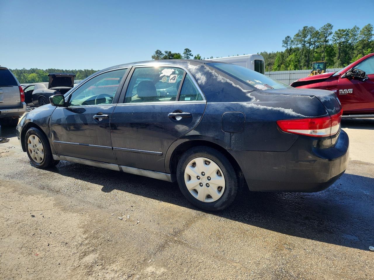 2004 HONDA ACCORD LX photo 2