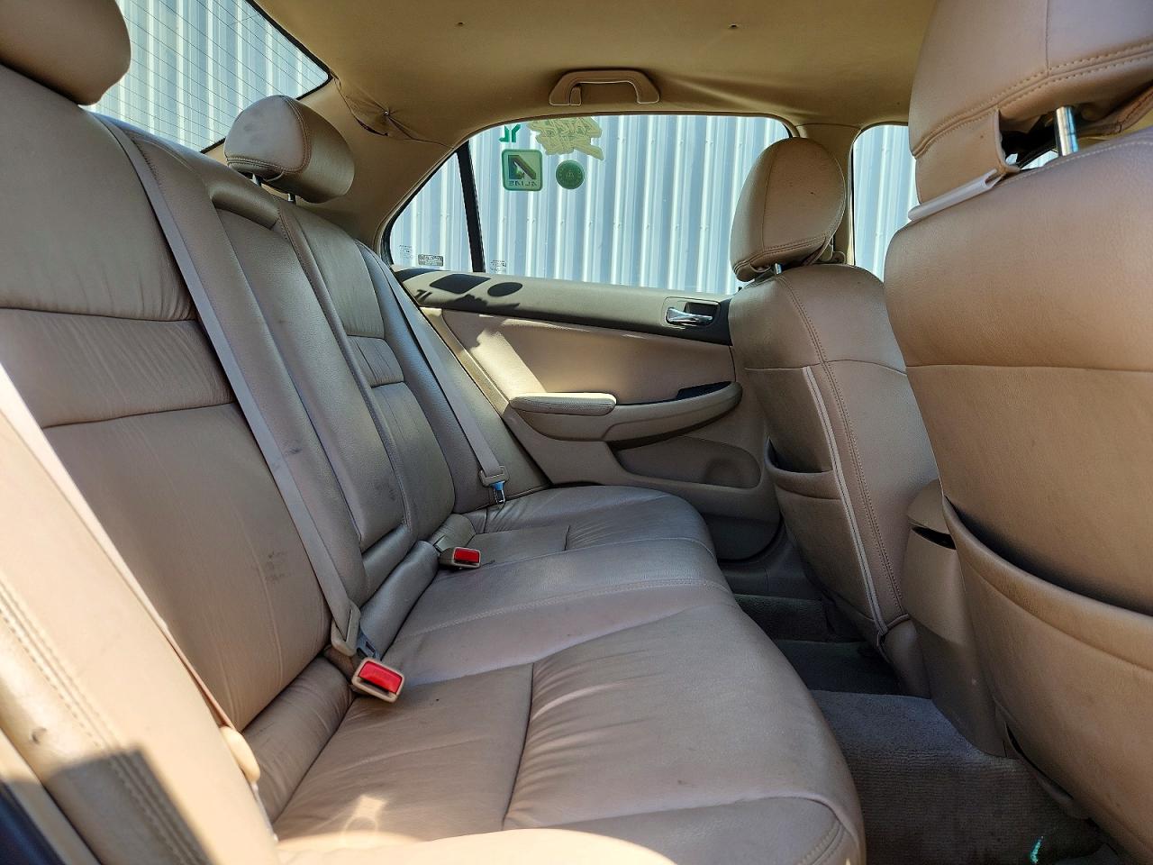 2004 HONDA ACCORD LX photo 10